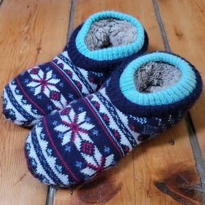 🎈5/$25🎈 Slipper Socks Snowflake Blue Red White One size